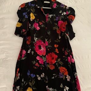 Alice + Olivia Gem Puffed Sleeved and Collared dress